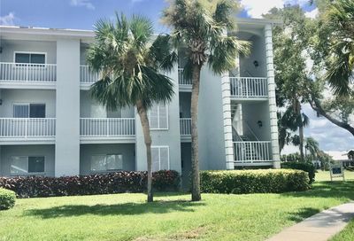 408 Cerromar Circle S Venice FL 34293
