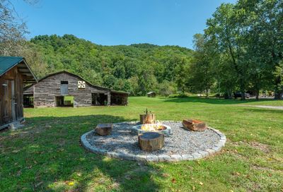 307 Cattail Creek Burnsville NC 28714