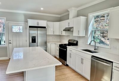 102 Beaconsfield Road Worcester MA 01602