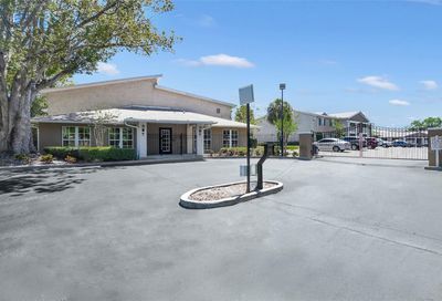 155 N Pearl Lake Causeway Altamonte Springs FL 32714