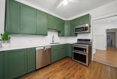 5441 S Kenwood Avenue Chicago IL 60615