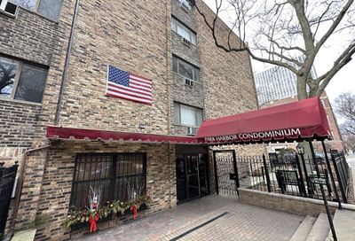 3620 N Pine Grove Avenue Chicago IL 60613