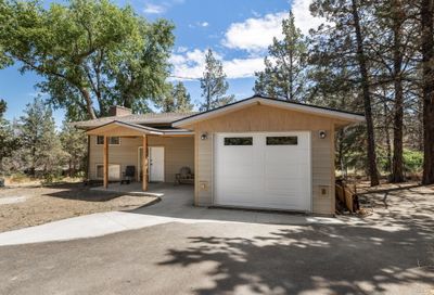 861 SW Burns Lane Madras OR 97741