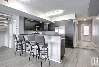 #119 10717 83 AV NW Edmonton AB T6E2E5