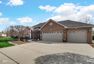 22401 Autumn Drive Frankfort IL 60423