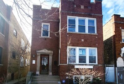 6724 N Campbell Avenue Chicago IL 60645