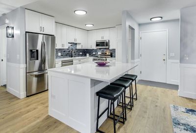 6401 W Berteau Avenue Chicago IL 60634