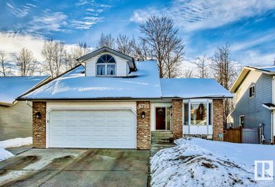 9712 190 ST NW Edmonton AB T5T5P7