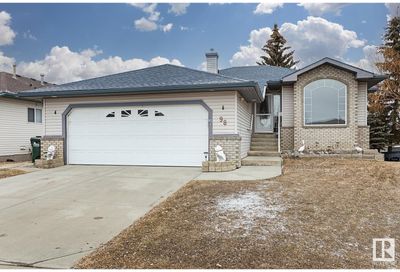 98 CHANCERY PT Sherwood Park AB T8H1Z4