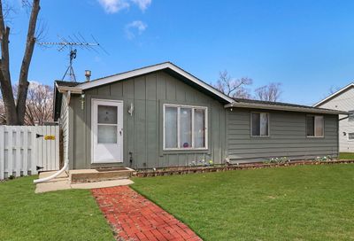 3307 Eastway Drive Island Lake IL 60042