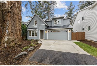 7317 SW 26th Ave Portland OR 97219
