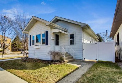 7333 W Barry Avenue Chicago IL 60707