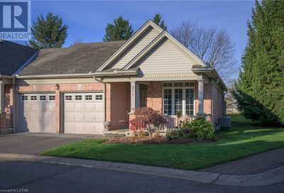 2025 MEADOWGATE Boulevard Unit# 211 London ON N6M1K9