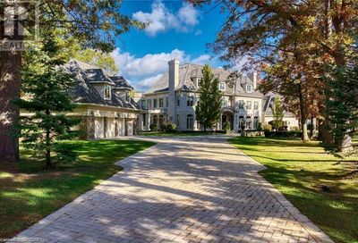 1343 BLYTHE Road Mississauga ON L5H2C2