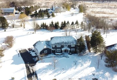 2455 E Steeple Chase Circle Libertyville IL 60048
