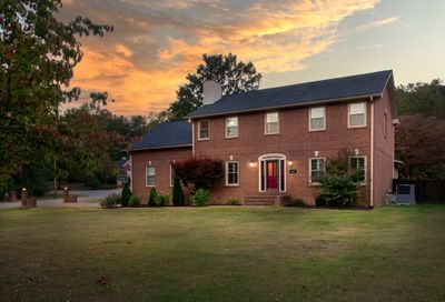 415 Ashley Ln Kingston Springs TN 37082