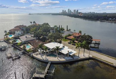 10 Brightwaters Circle NE St Petersburg FL 33704