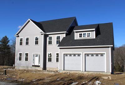 10 Oak Bluff Ln Leicester MA 01524