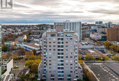805 930 Yates St Victoria BC V8V4Z3