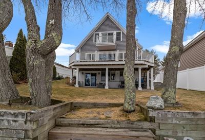 20 Bates Point Rd Webster MA 01570
