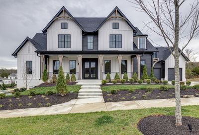 8848 Edgecomb Dr College Grove TN 37046