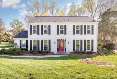 5111 Macandrew Drive Charlotte NC 28226