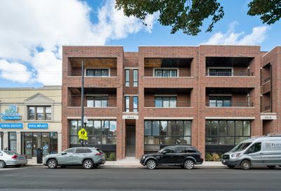 3014 W Montrose Avenue Chicago IL 60618