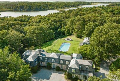 214 Cleft Road Mill Neck NY 11765