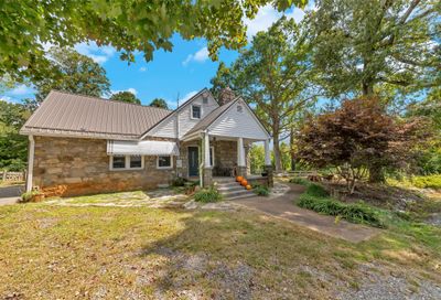 21 Patton Cemetery Road Swannanoa NC 28778