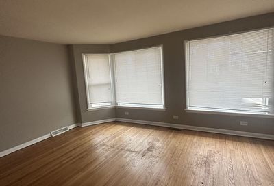 8418 S Kingston Avenue Chicago IL 60617