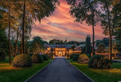 1 Dupont Court Brookville NY 11545
