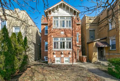 6435 N Campbell Avenue Chicago IL 60645