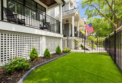 2450 W Moffat Street Chicago IL 60647
