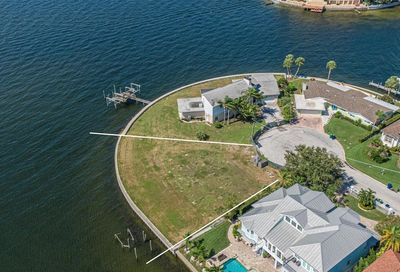 5120 W Poe Avenue Tampa FL 33629