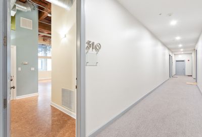 824 W Superior Street Chicago IL 60642