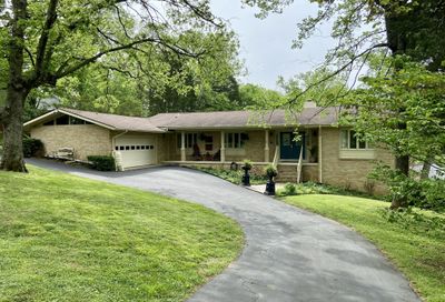 1200 Confederate Dr Columbia TN 38401