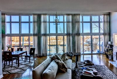 2208 W Diversey Avenue Chicago IL 60647