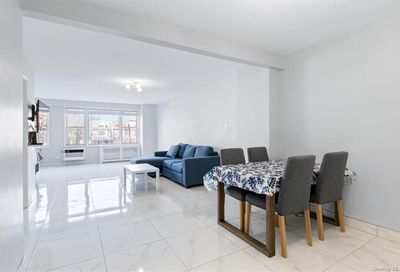 370 Ocean Parkway Brooklyn NY 11218