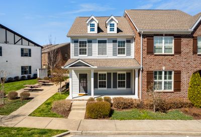 1614 Shadow Green Dr Franklin TN 37064