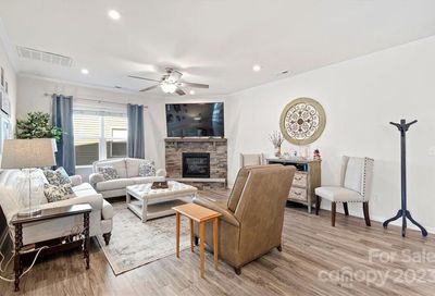 1534 Starmount Cove Lane Charlotte NC 28210