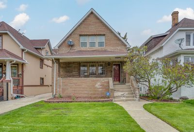 4820 W Cullom Avenue Chicago IL 60641