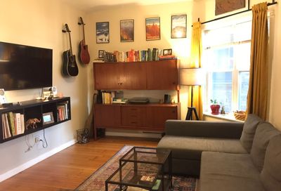 917 W Waveland Avenue Chicago IL 60613