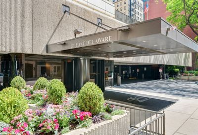 200 E Delaware Place Chicago IL 60611