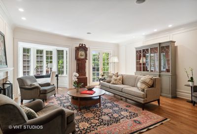 1651 N Burling Street Chicago IL 60614