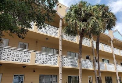 2466 Ecuadorian Way Clearwater FL 33763