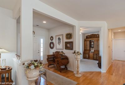 3709 Canton Circle Mundelein IL 60060