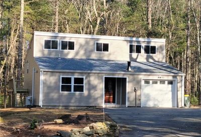 37 Fanning Lane Smithfield RI 02828