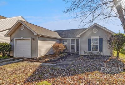 14108 Riding Hill Avenue Charlotte NC 28213