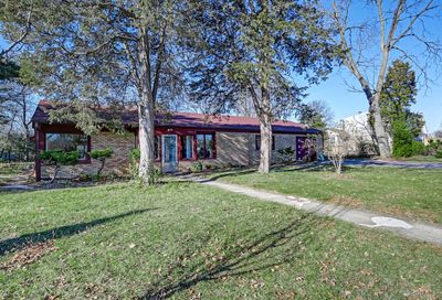 5730 S Kensington Avenue Countryside IL 60525