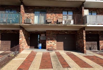 66-07 242nd Street Douglaston NY 11362